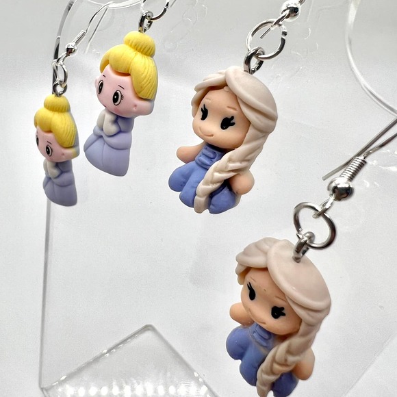 Princess Earrings - Disney Inspired Earrings - Frozen & Cinderella Earrings - Picture 3 of 10